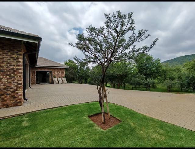 49,991M² FARM FOR SALE IN THREE RIVERS EAST